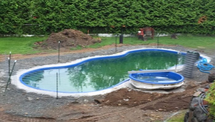 cropped-pool_before